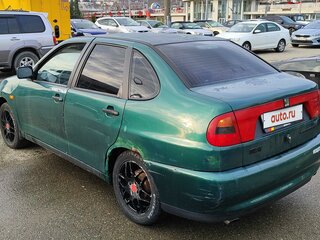 1997 SEAT Cordoba I, зелёный, 255000 рублей, вид 3