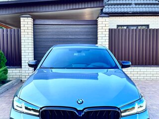 2019 BMW 5 серии 530d xDrive VII (G30/G31/G38), серый, 4099000 рублей, вид 3