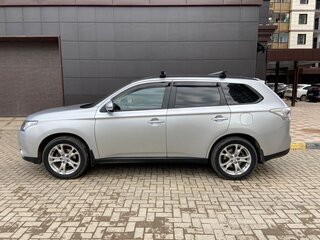2013 Mitsubishi Outlander III, серебристый, 2000000 рублей, вид 5