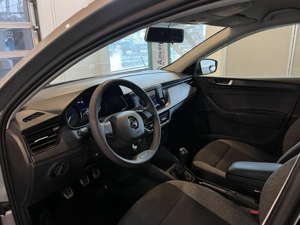 2021 Skoda Rapid II, серый - вид 23