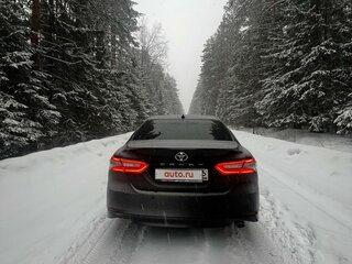 2021 Toyota Camry VIII (XV70) Рестайлинг, чёрный, 3450000 рублей, вид 3