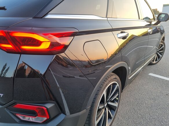 2022 Bestune T77, чёрный, 1499000 рублей - вид 3