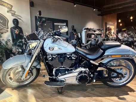 2025 Harley-Davidson Fat Boy, чёрный, 3850000 рублей, вид 1