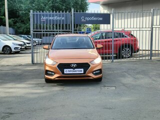 2017 Hyundai Solaris II, оранжевый, 1070000 рублей, вид 3