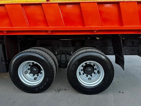 2019 КамАЗ 65115, красный, 3500000 рублей, вид 3