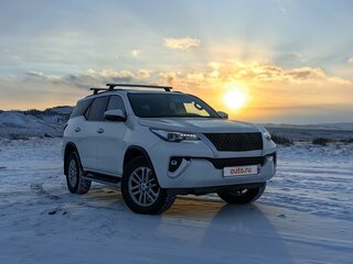 2019 Toyota Fortuner II, белый, 3800000 рублей, вид 2