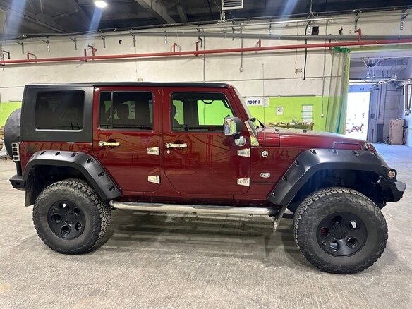 2008 Jeep Wrangler III (JK), красный, 3500000 рублей - вид 3