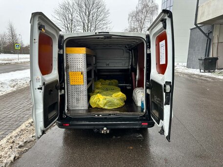 2018 Renault Trafic, белый, 1882752 рублей, вид 2