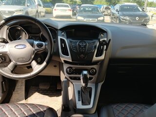 2014 Ford Focus III, серебристый, 700000 рублей, вид 5