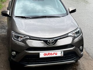 2017 Toyota RAV4 IV (XA40) Рестайлинг, коричневый, 1900000 рублей, вид 1