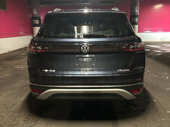 2022 Volkswagen ID.6 Crozz, синий, 3800000 рублей - вид 3