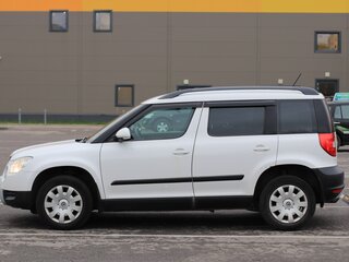 2012 Skoda Yeti I, белый, 550000 рублей, вид 3