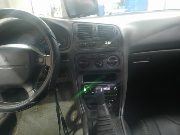 1994 Mitsubishi Galant VII, чёрный, 155000 рублей - вид 9