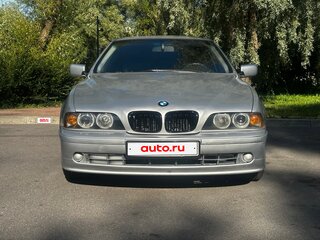 2001 BMW 5 серии 525i IV (E39) Рестайлинг, серебристый, 750000 рублей, вид 2