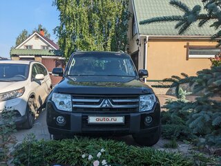 2011 Mitsubishi Pajero IV, чёрный, 2000000 рублей, вид 2