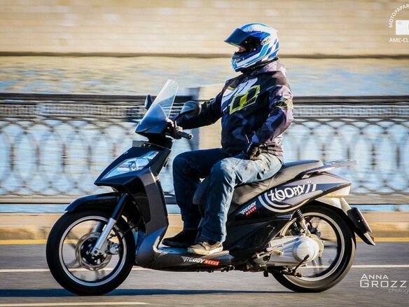 2011 Nexus Zoom, чёрный, 1500000 рублей