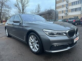 2018 BMW 7 серии 740e VI (G11/G12), серый, 3050000 рублей, вид 2