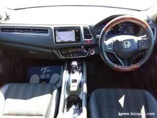 2014 Honda Vezel I, белый, 1700000 рублей, вид 3
