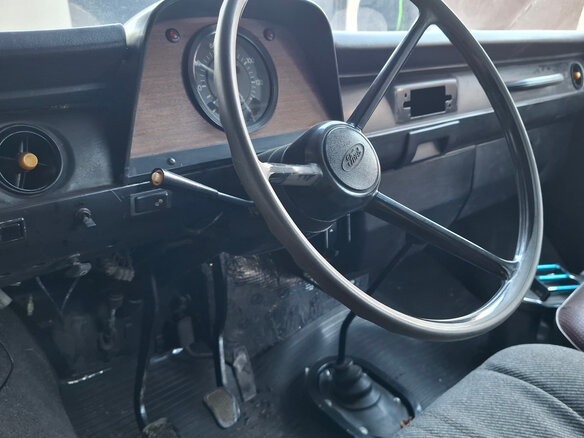 1983 Ford Bronco-II 4-speed, бежевый - вид 21