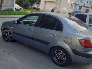2005 Kia Rio II, серый, 500000 рублей, вид 3