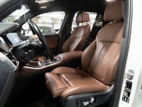 2019 BMW X5 30d IV (G05/G18), белый, 5000000 рублей - вид 10