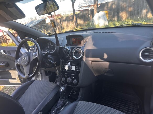 2010 Opel Corsa D Рестайлинг I, серебристый, 500000 рублей - вид 8