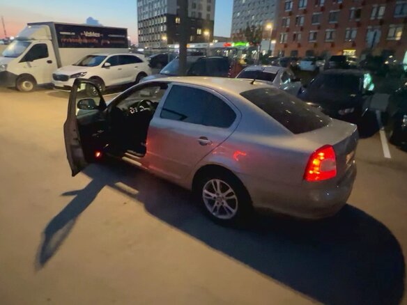 2012 Skoda Octavia II (A5) Рестайлинг, бежевый, 880000 рублей - вид 9