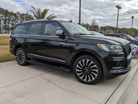 Lincoln Navigator IV