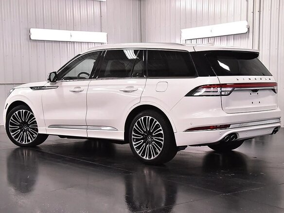 2022 Lincoln Aviator II, белый, 11223840 рублей - вид 4