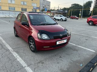 2000 Toyota Vitz I (P10), красный, 450000 рублей, вид 4