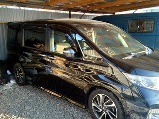 2016 Honda Stepwgn V, чёрный, 2350000 рублей, вид 2