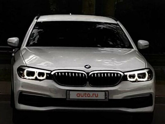 2018 BMW 5 серии 520d VII (G30/G31/G38), белый, 3000000 рублей - вид 13