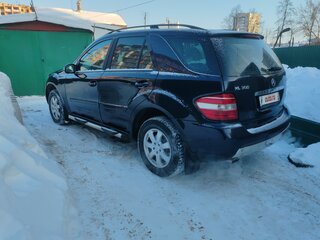 2005 Mercedes-Benz M-Класс 350 II (W164), синий, 1200000 рублей, вид 4