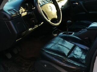 2001 Mercedes-Benz M-Класс 270 I (W163), серебристый, 600000 рублей, вид 5