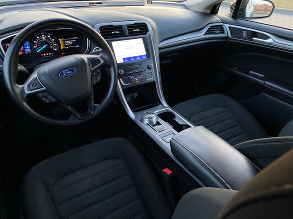 2020 Ford Fusion (North America) II Рестайлинг, чёрный, 1650000 рублей - вид 15
