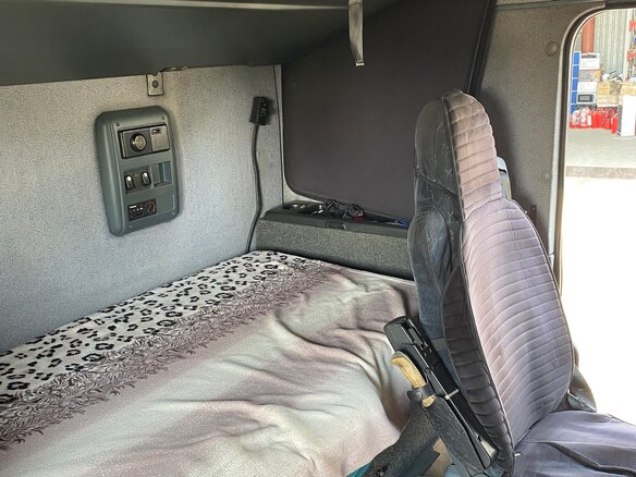1998 DAF XF 95, белый, 2450000 рублей - вид 13