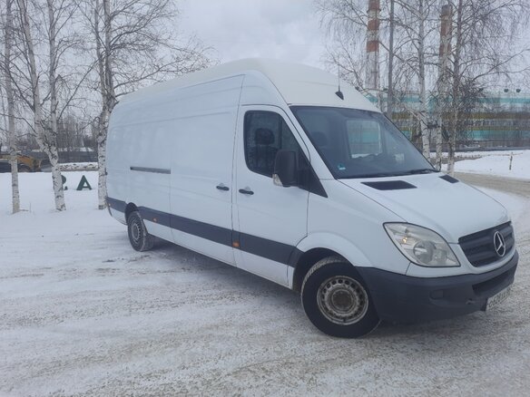 2009 Mercedes-Benz Sprinter, белый, 1650000 рублей - вид 3