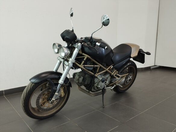 2001 Ducati Monster 600, чёрный, 350000 рублей