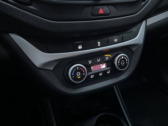 2021 Lada (ВАЗ) Vesta I, синий - вид 19