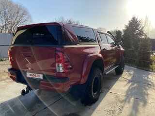 2016 Toyota Hilux Arctic Trucks AT35 VIII, красный, 7500000 рублей, вид 4