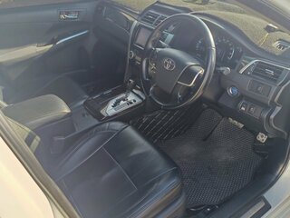 2014 Toyota Camry Japan Market VII (XV50), белый, 2050000 рублей, вид 4