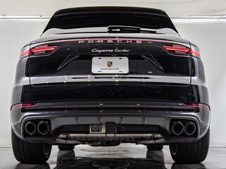 2022 Porsche Cayenne Turbo III, чёрный, 20886581 рублей, вид 4