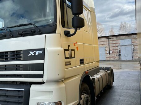 2017 DAF XF 105, белый, 4600000 рублей, вид 2