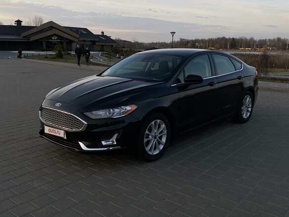 2020 Ford Fusion (North America) II Рестайлинг, чёрный, 1650000 рублей - вид 3