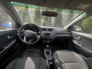 2012 Kia Rio 5-speed III, синий, 590000 рублей, вид 3