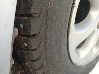 2000 Volvo V40 I Рестайлинг, серебристый, 350000 рублей, вид 4