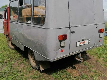 1994 УАЗ 3303, красный, 325000 рублей, вид 2