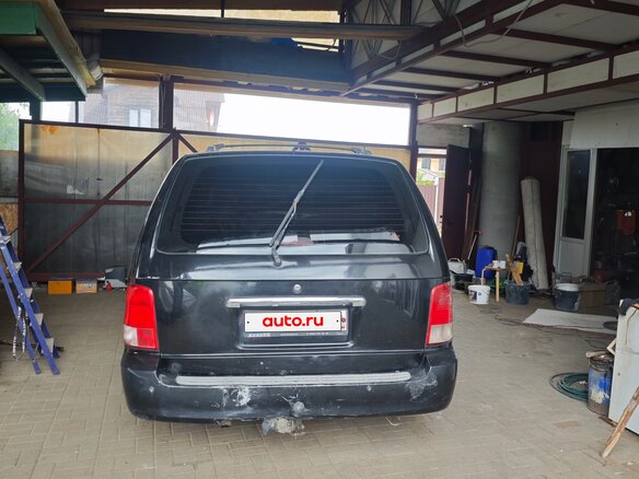 2002 Kia Carnival I, чёрный, 370000 рублей - вид 5
