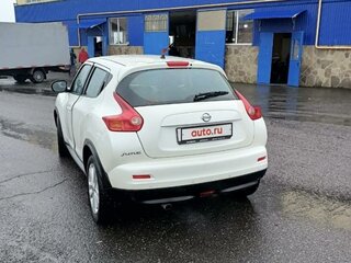2013 Nissan Juke I, белый, 1350000 рублей, вид 2