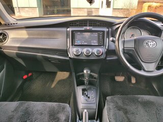 2018 Toyota Corolla Fielder XI (E160, E170) Рестайлинг 2, белый, 1480000 рублей, вид 5